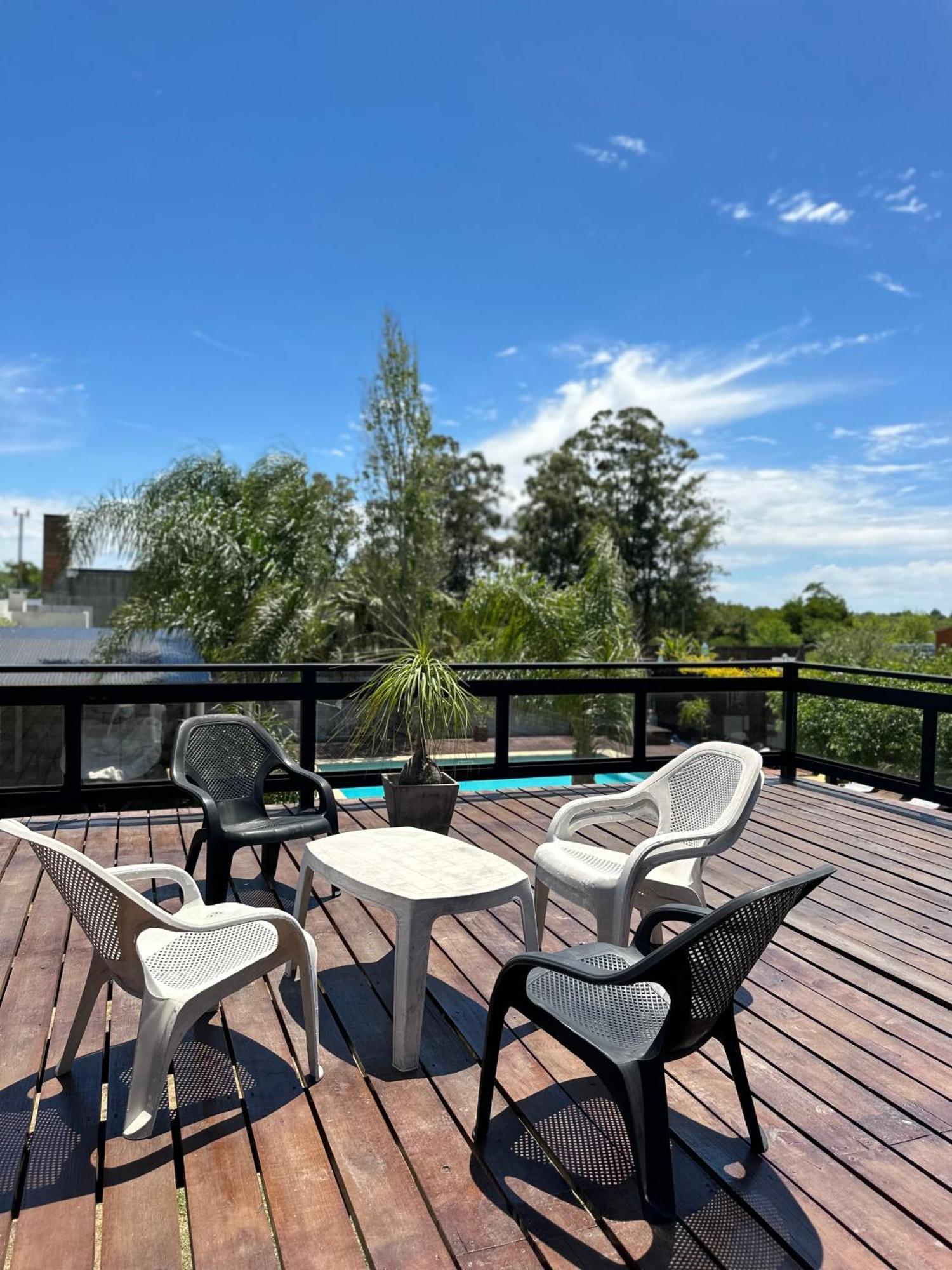 Fuente De Vida Aparthotel Colón Екстериор снимка